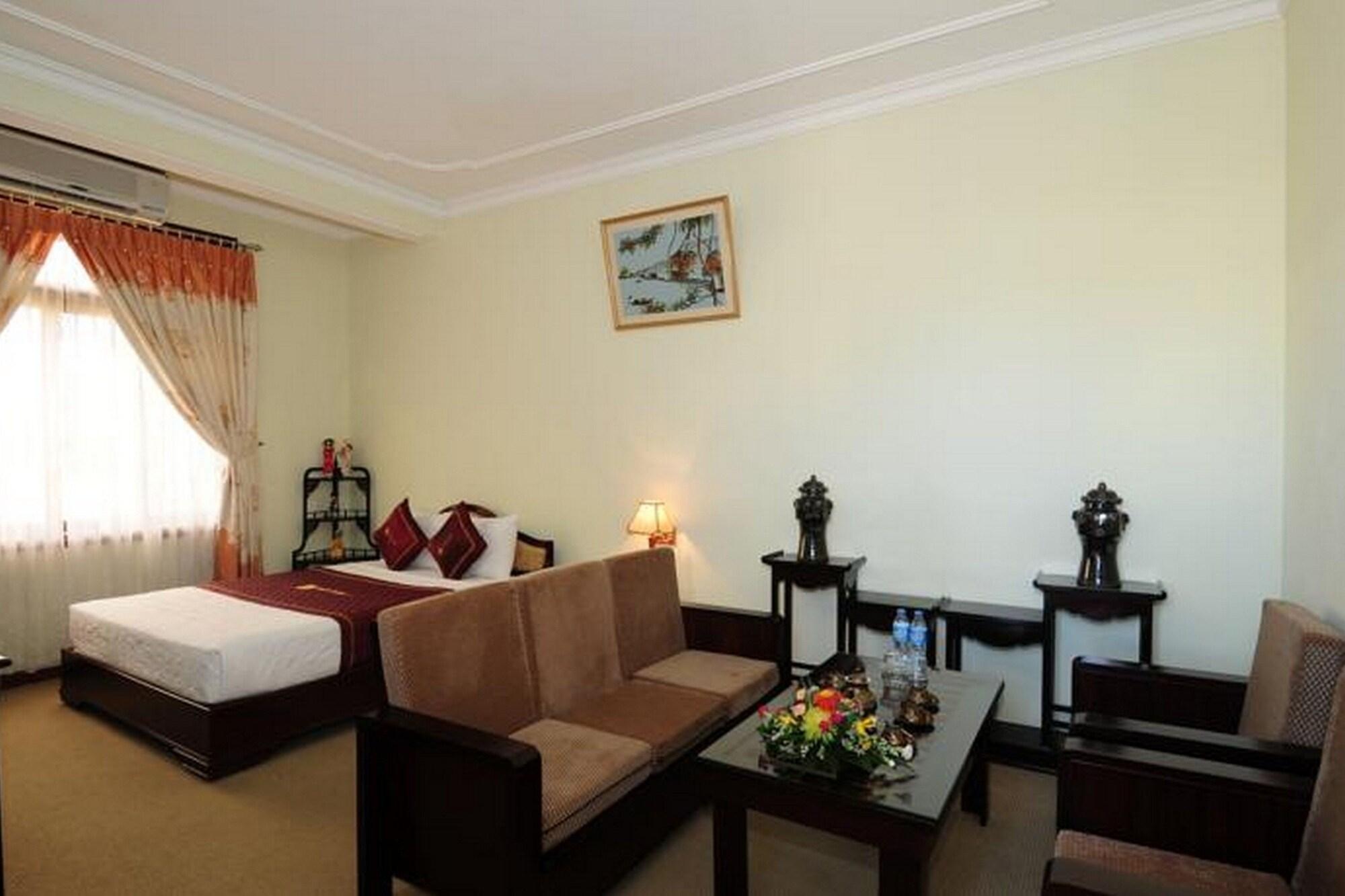 Duy Tan Hotel Hue Bagian luar foto