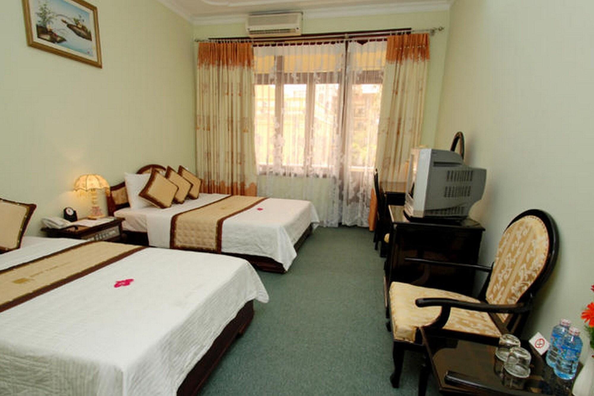 Duy Tan Hotel Hue Bagian luar foto