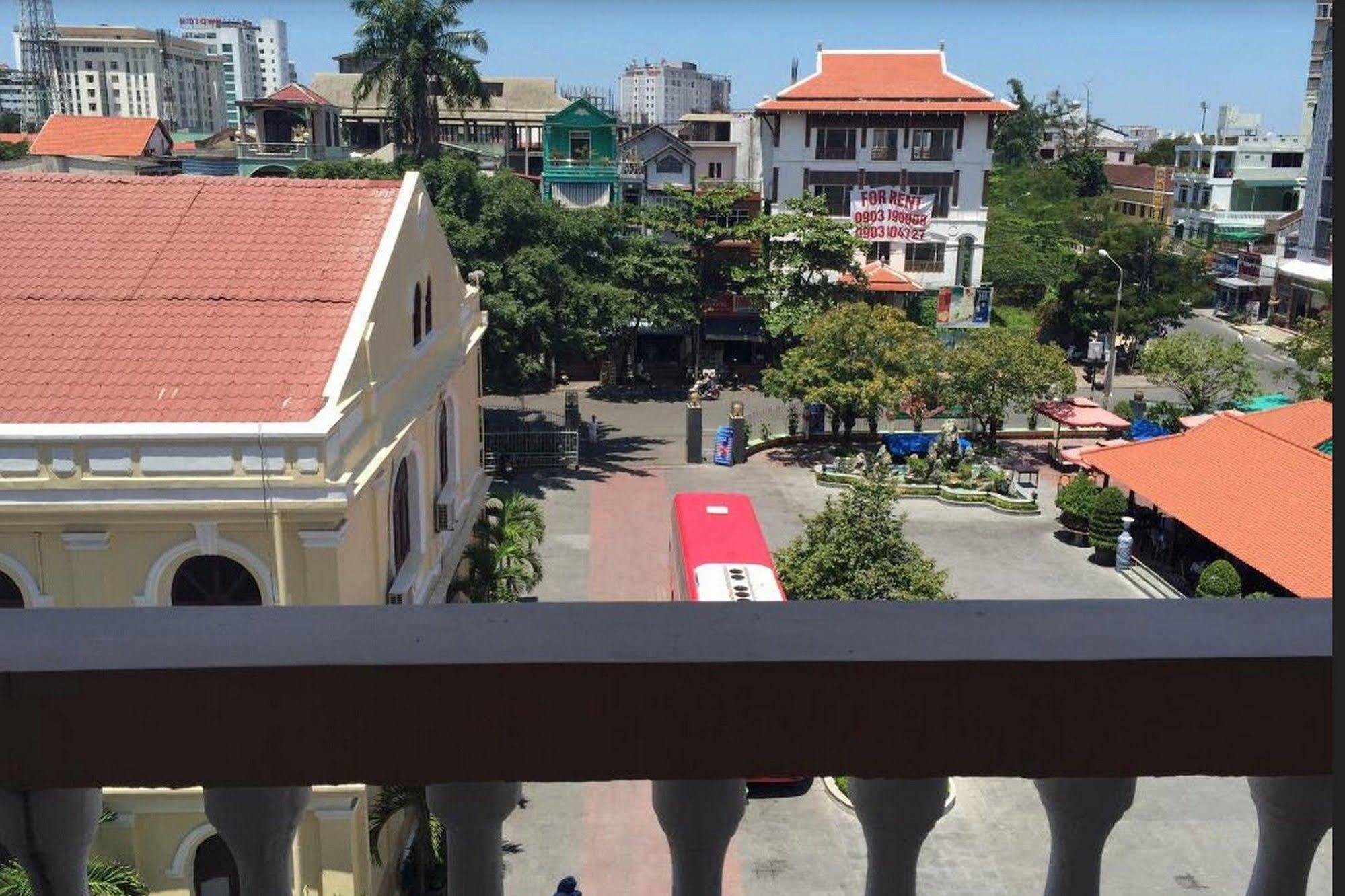 Duy Tan Hotel Hue Bagian luar foto